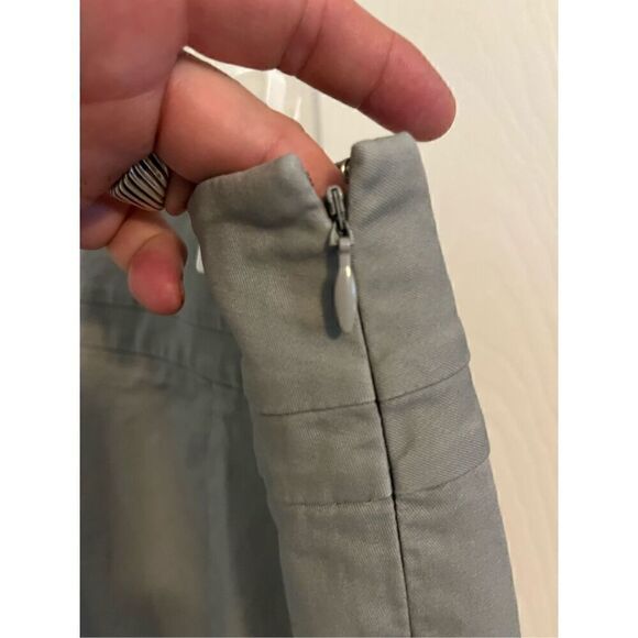 LOFT Classic Light Gray Crisp Cotton Lined Skirt. Size 4 - Picture 4 of 7